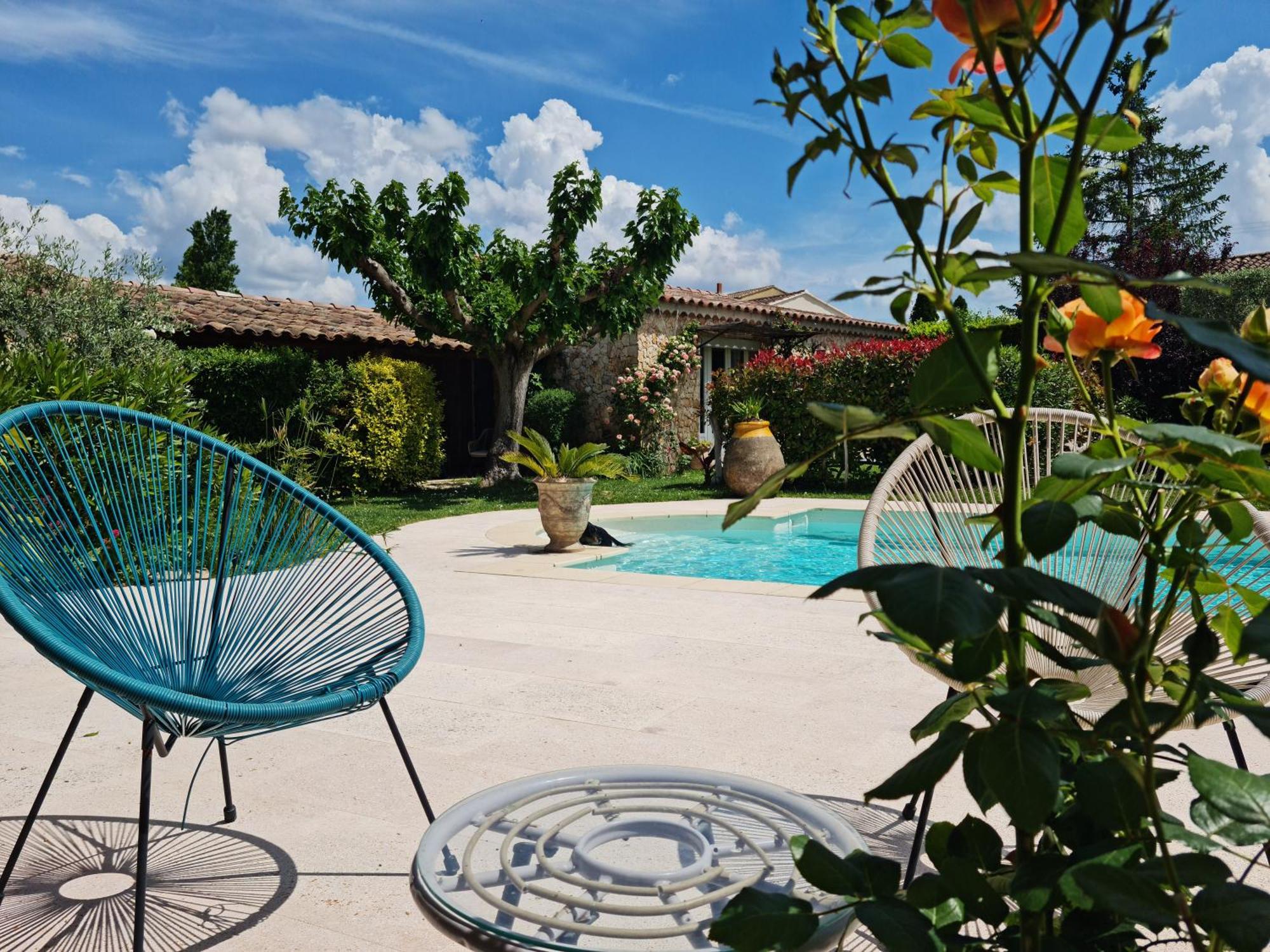 Holiday home Un Petit Coin De Paradis Mazan